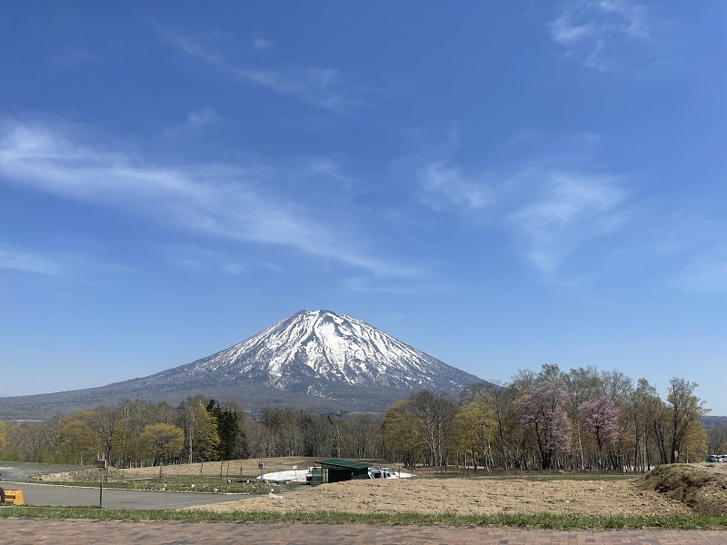 ニセコ　倶知安　ピザ　羊蹄山　ふきだし公園